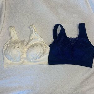 Pack of 2- Gently Used Milana Bra by Genie Size 20-22 (US size XL) White & Blue